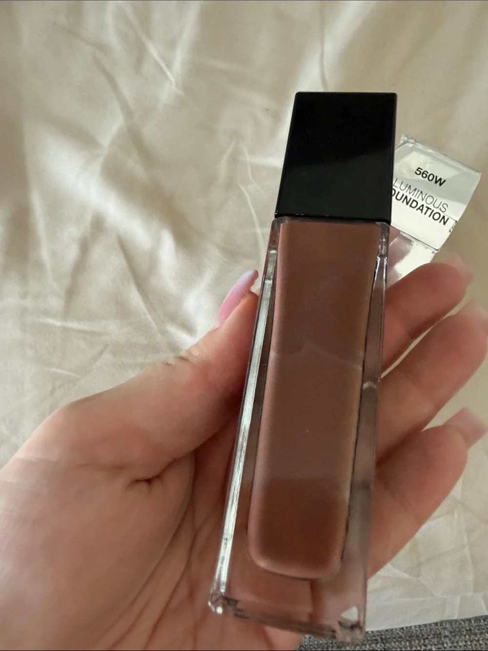 Anastasia Beverly Hills Luminous Foundation - 560W Warm Deep